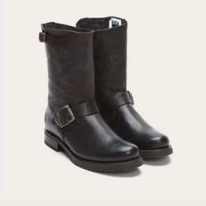 Frye Veronica Short Boots 9